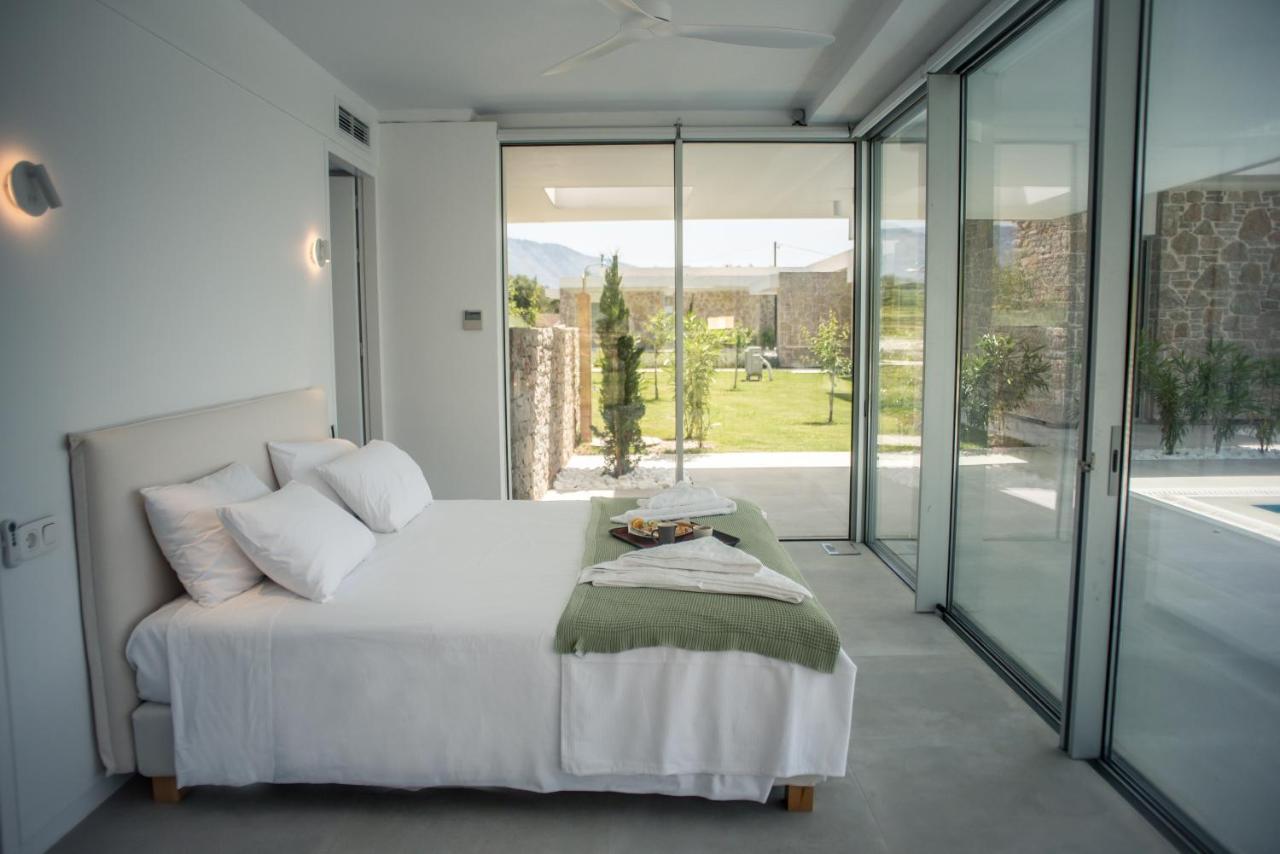 Varko Luxury Suites Paleros Dış mekan fotoğraf