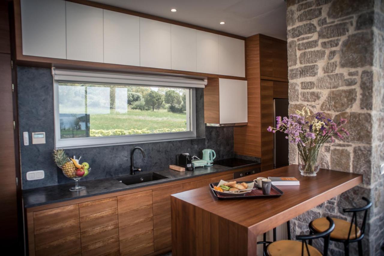 Varko Luxury Suites Paleros Dış mekan fotoğraf