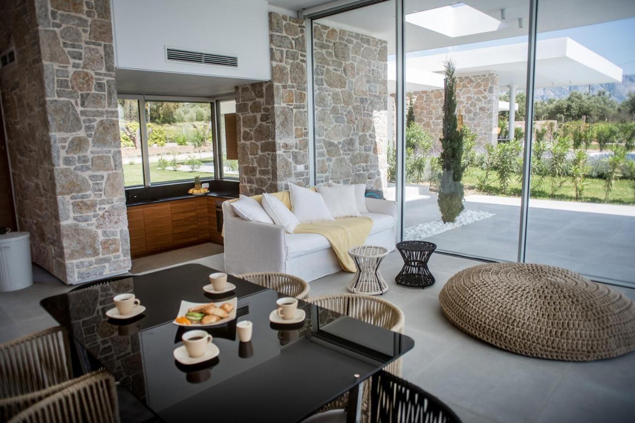 Varko Luxury Suites Paleros Dış mekan fotoğraf