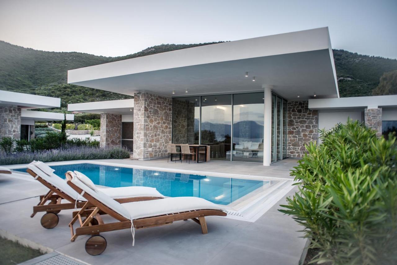 Varko Luxury Suites Paleros Dış mekan fotoğraf
