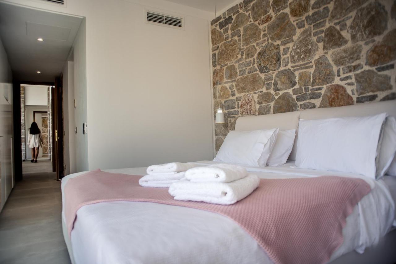 Varko Luxury Suites Paleros Dış mekan fotoğraf