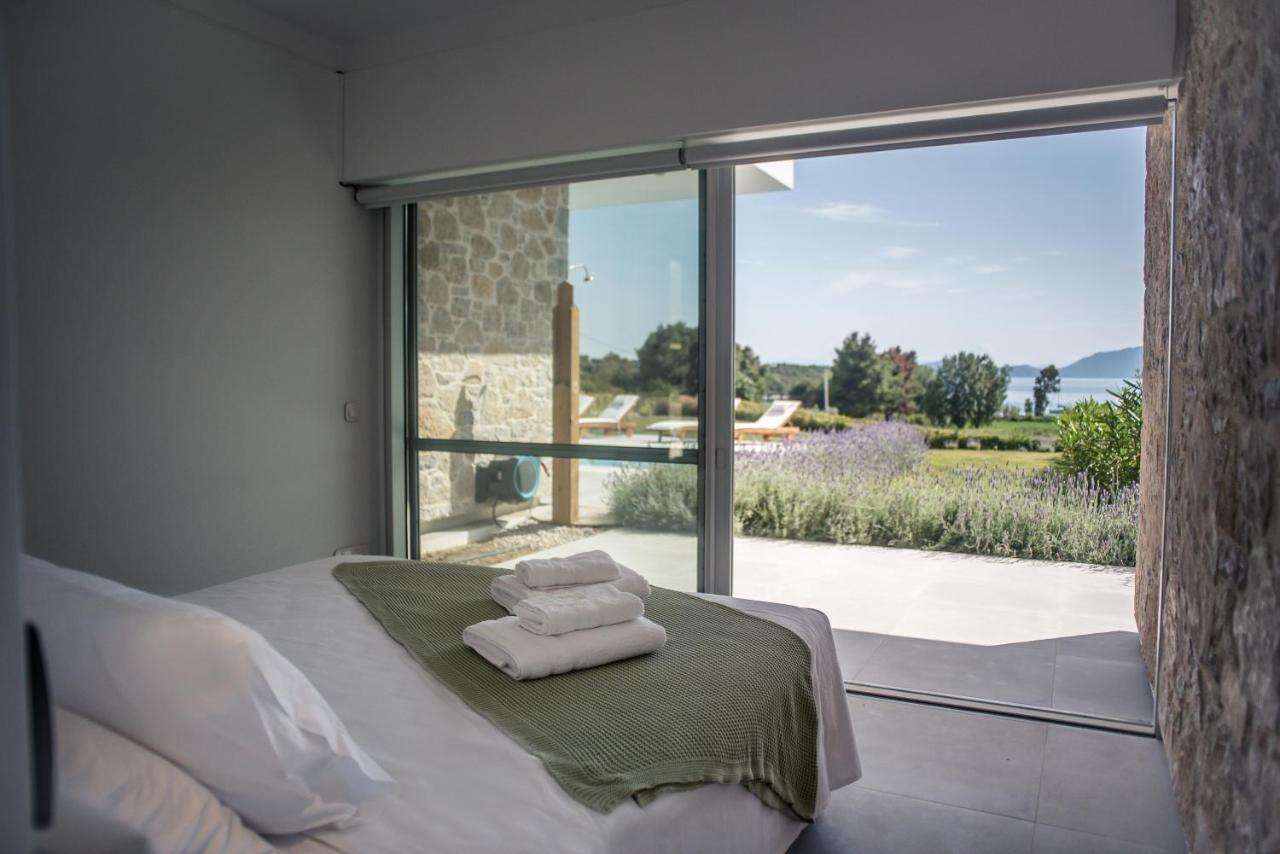 Varko Luxury Suites Paleros Dış mekan fotoğraf