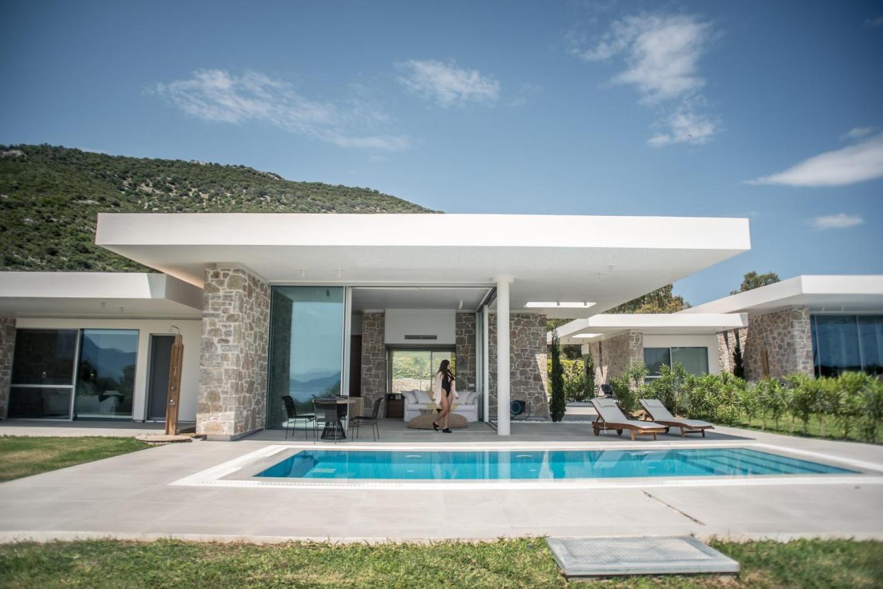 Varko Luxury Suites Paleros Dış mekan fotoğraf